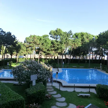 Cosy And Bright With Swimming Pool With Sea View