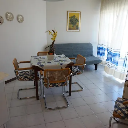 Cosy And Bright With Swimming Pool With Sea View Apartment Lignano Sabbiadoro